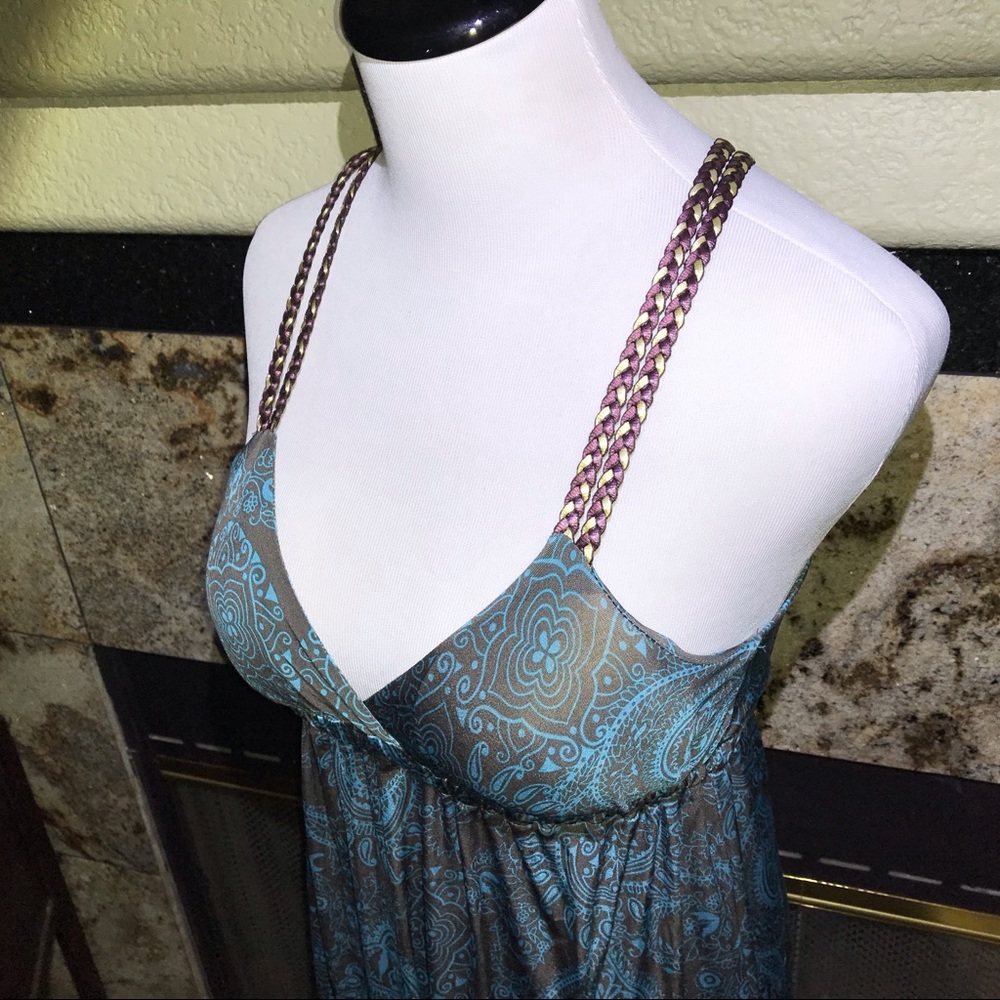 Spring time Racer back dress - Picture 2 of 8